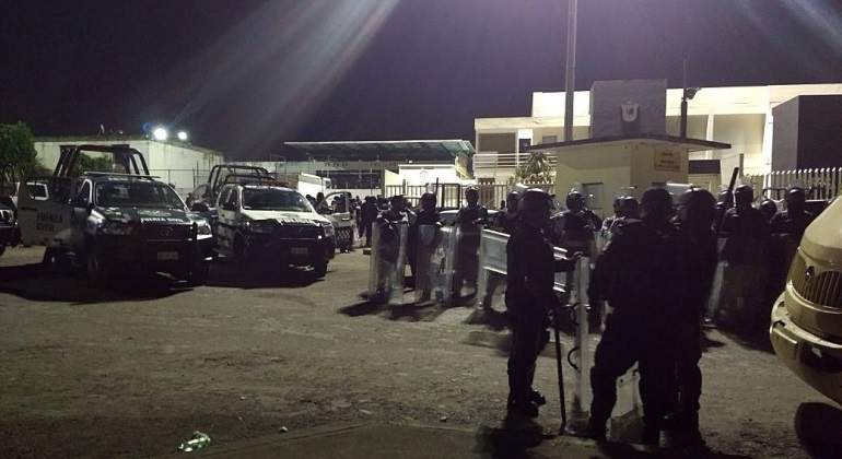policias-federales-carcel-veracruz-motin-efe-770x420.jpg