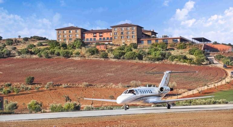 770x420-la-caminera-avion-lujo.jpg