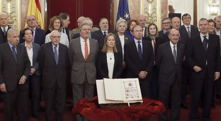 acto-constitucion-770-EFE.jpg