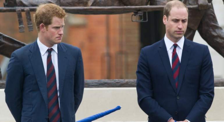principes-guillermo-harry-770.jpg