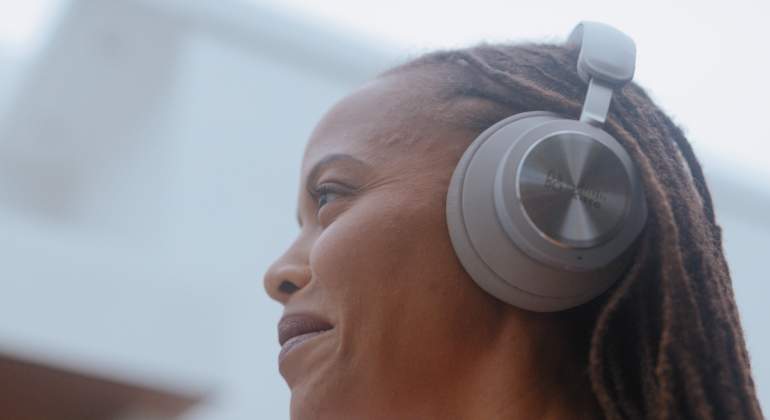 bang-olufsen-cisco-1.jpg
