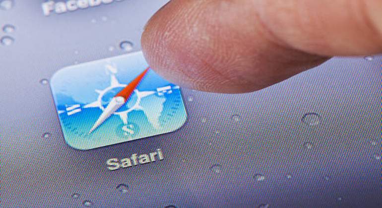 safari-apple.jpg