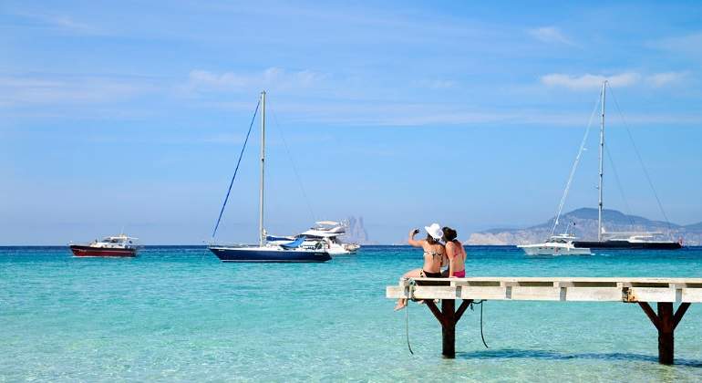 Playa-de-ses-Illetes-Formentera-getty.jpg