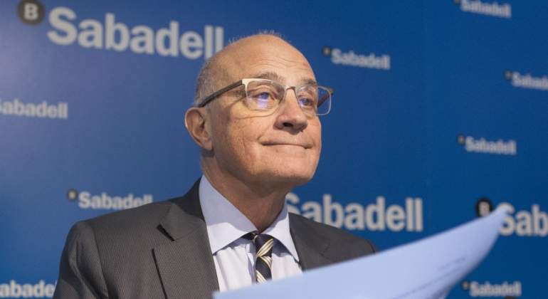oliu-josep-sabadell-papeles.jpg