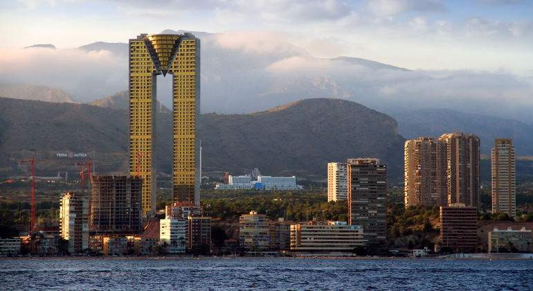 rascacielos-intempo-benidorm-dreamstime.jpg