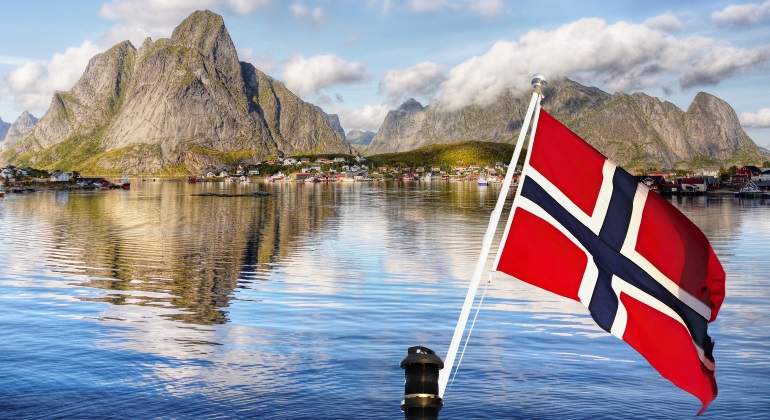 noruega-bandera-islas.jpg