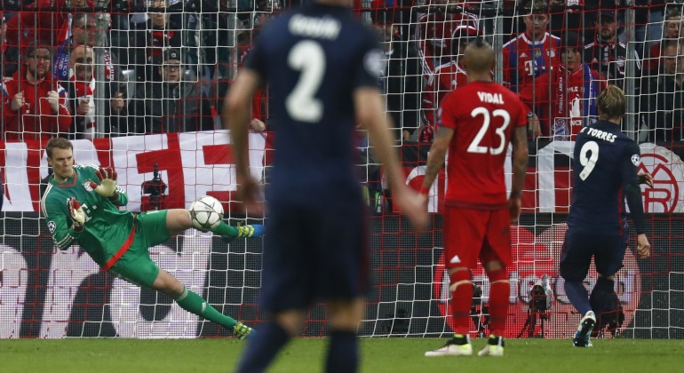 torres-penalti-fallado-2016-reuters.jpg