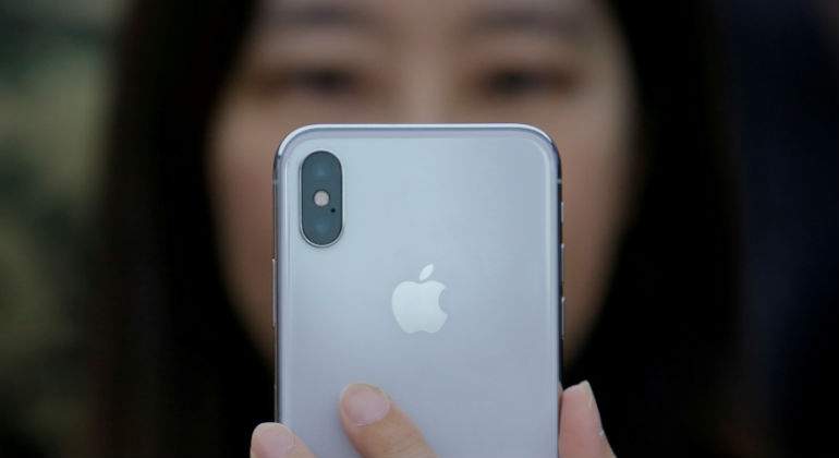 iphone-x-3.jpg