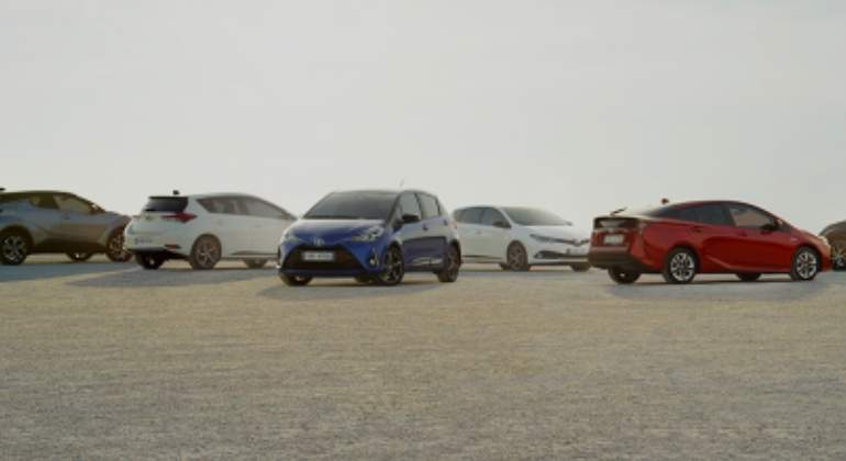 toyota-gama-hibridos.01.jpg
