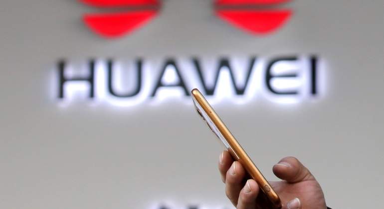 Huawei-celular-reuters-770.jpg
