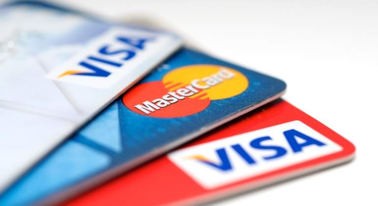 visa-mastercard-dreamstime.jpg