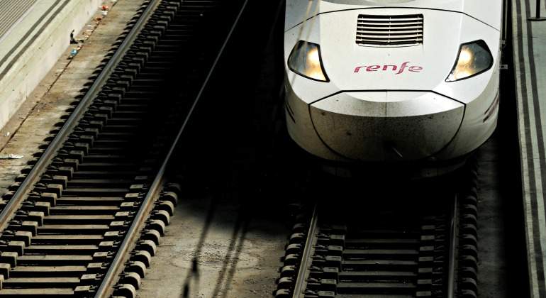 AVE-renfe-morro-770.jpg