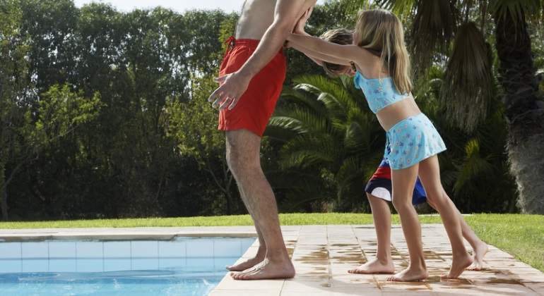 piscina-papa-ninas.jpg