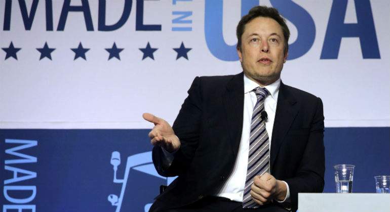 musk-elon-mano-getty.jpg