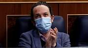Iglesias apuesta que Sánchez subirá el SMI en un mes, a pesar de Calviño