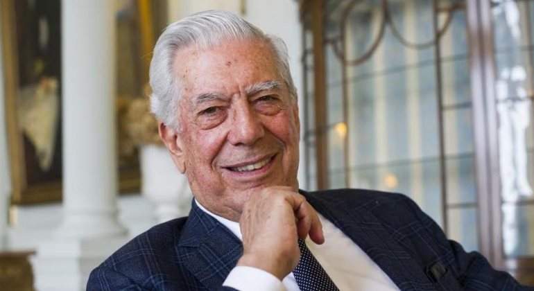 vargas-llosa-podemos-770.jpg