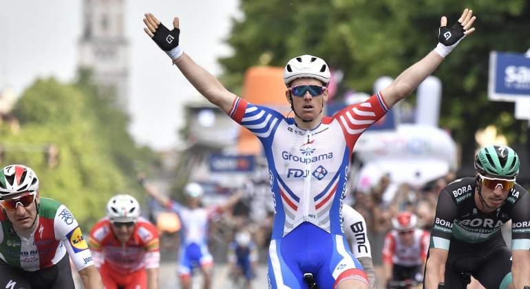 demare-giro-2019-etapa10-cordonpress.jpg