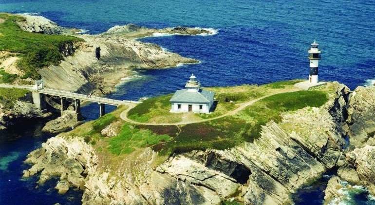 faro-isla-pancha.jpg