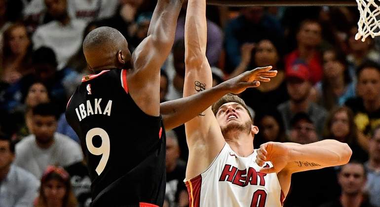 ibaka-raptors-heat-2020-reuters.jpg