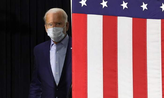 biden-eeuu-bandera-reuters.jpg