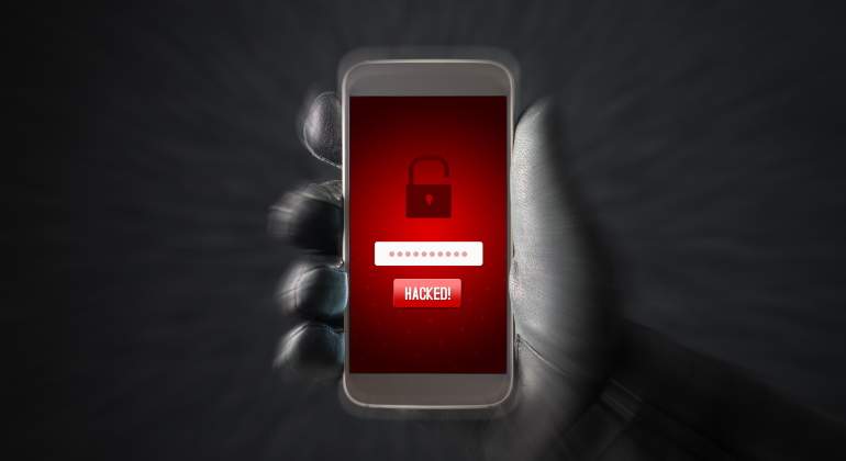 movil-estafa-sms-recurso-dreamstime.jpg