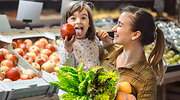 Los españoles sofisticamos cada vez más la cesta de la compra con productos premium, eco y bio
