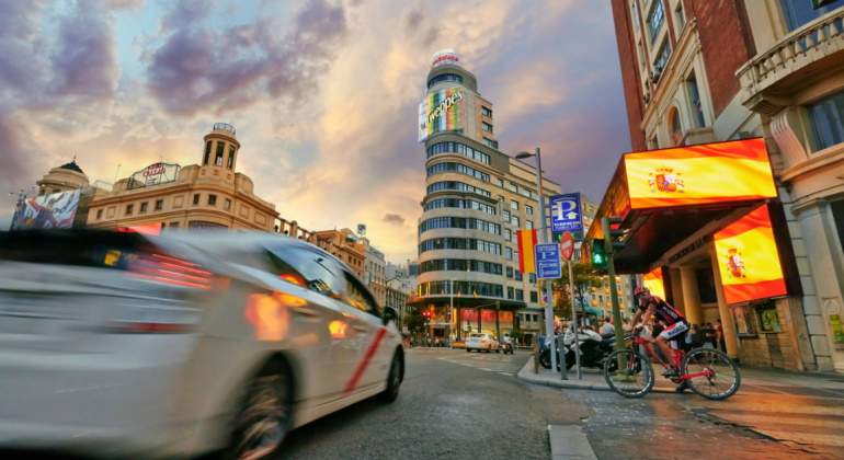 espana-ahorro-vacuna.jpg