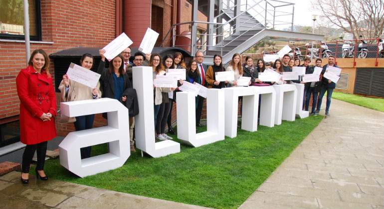 180320-BEQUES-ALUMNI-BANC-SANTANDER-5311111111111111.jpg