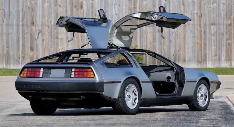 delorean_dmc_2.jpeg