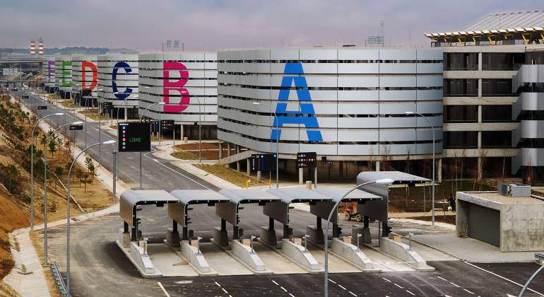 parking-barajas-770.jpg