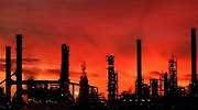 Aversión al riesgo: el petróleo se hunde hasta un 6% y pierde los 50 dólares por momentos