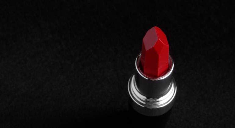 pintalabios-rojo-dreamstimee.jpg