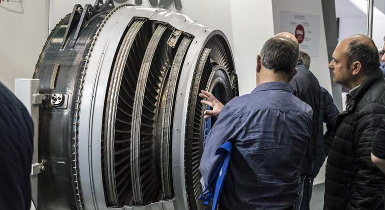 BEC-MaQUINA-HRRAMIENTA-770X420.jpg
