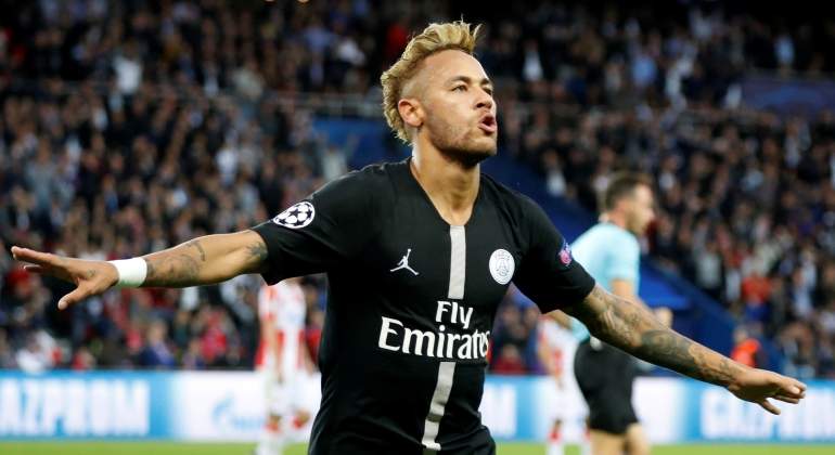 neymar-2018-celebra-champions-reuters.jpg