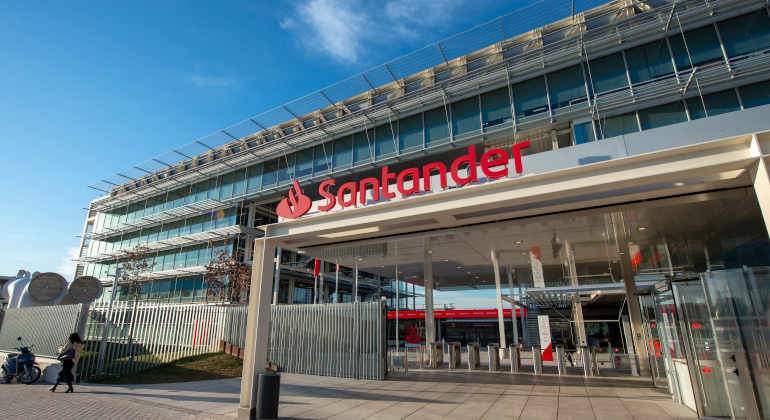 Santander-Espana-WEB.jpg
