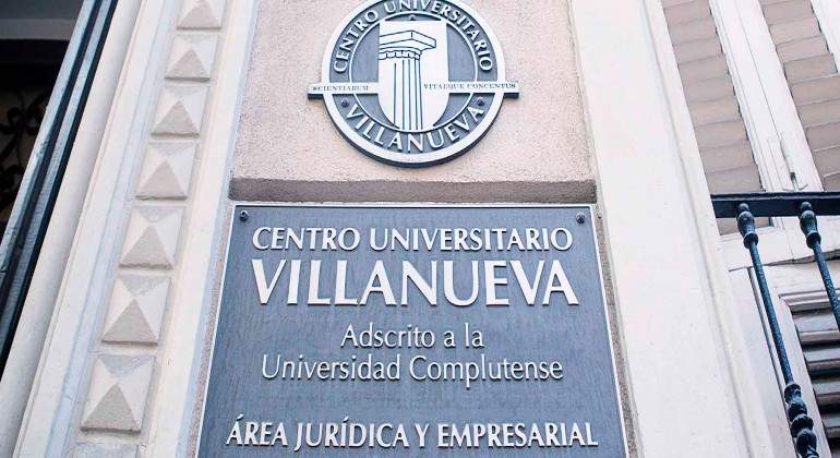villanueva.jpg