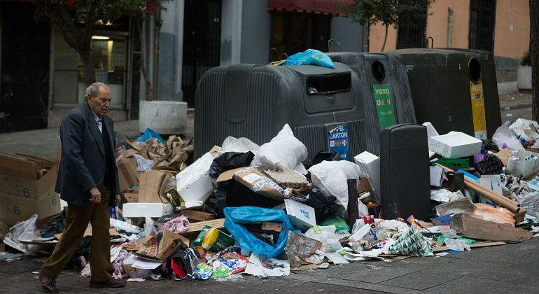 huelga-basuras-madrid-2013.jpg