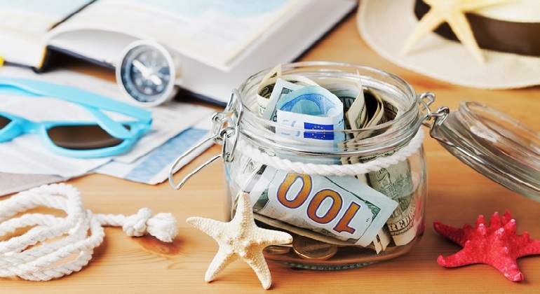 dinero-vacaciones.jpg