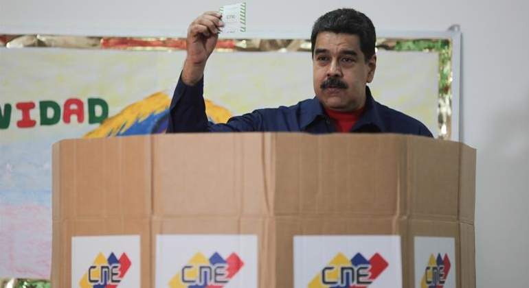 maduro-voto-municipales-efe.jpg