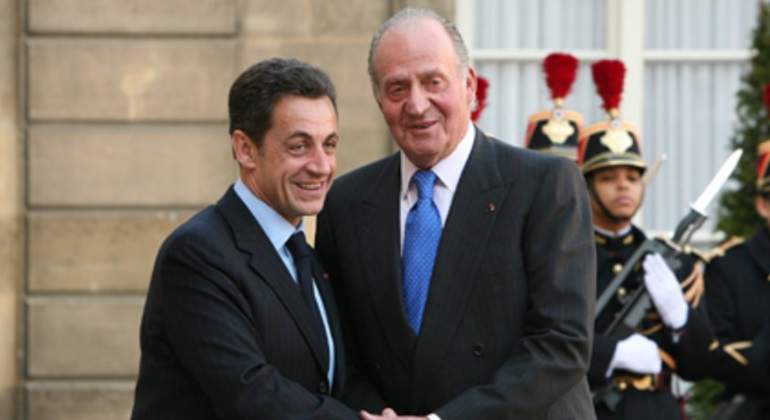 juan-carlos-I-sarkozy-770.jpg