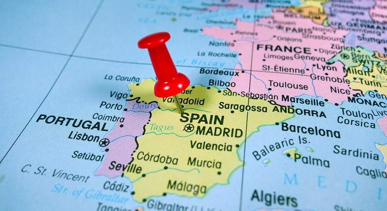 Un-mapa-con-Espana-senalado-iStock.jpg