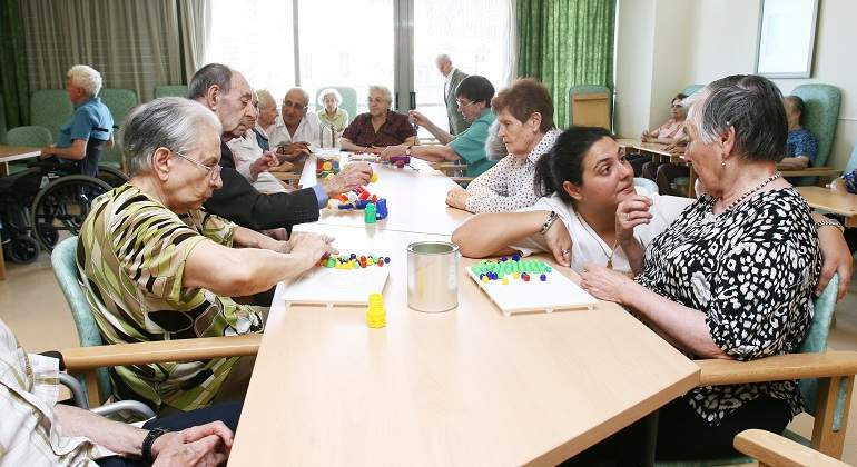 Ancianos_Residencia.jpg