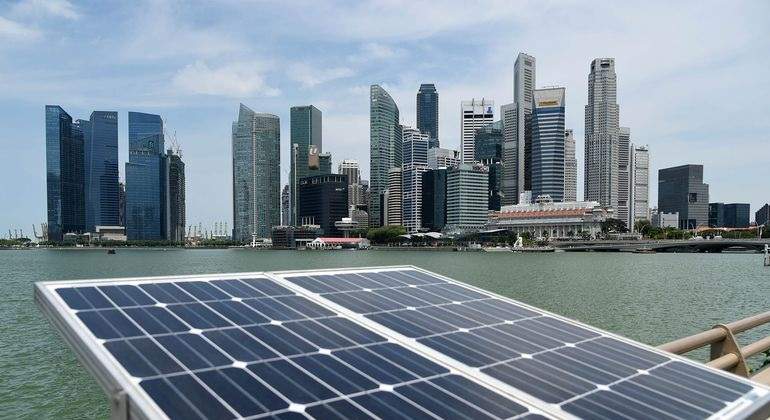 singapur-paneles-flotantes.jpg