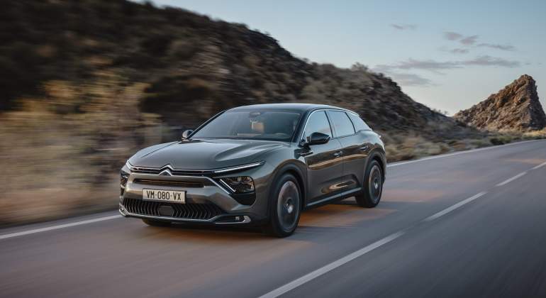 citroen-c5-x-2021.jpg