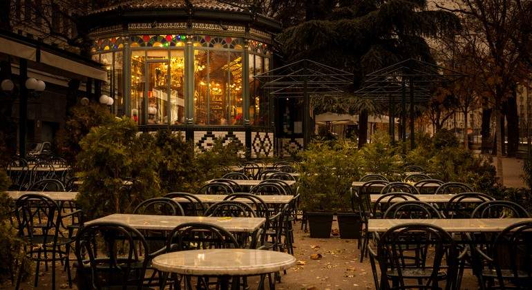 terraza-dreamstime.jpg