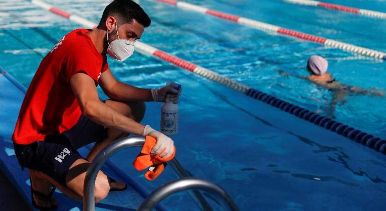piscina.jpg