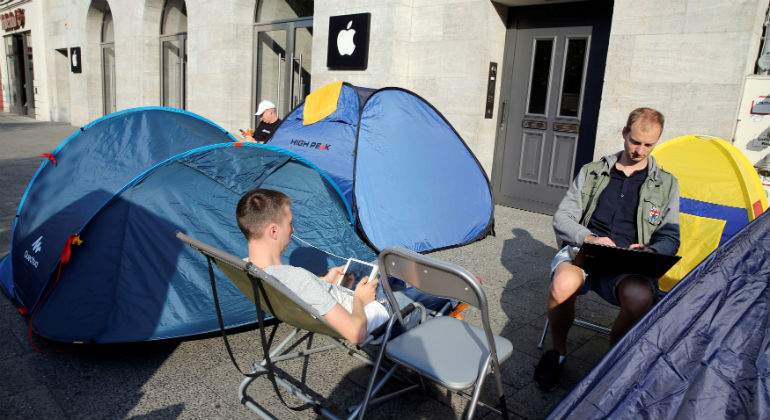 apple-store-berlin-iphone7.jpg