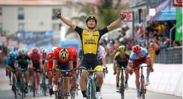 battaglin-gana-etapa5-giro-afp.jpg