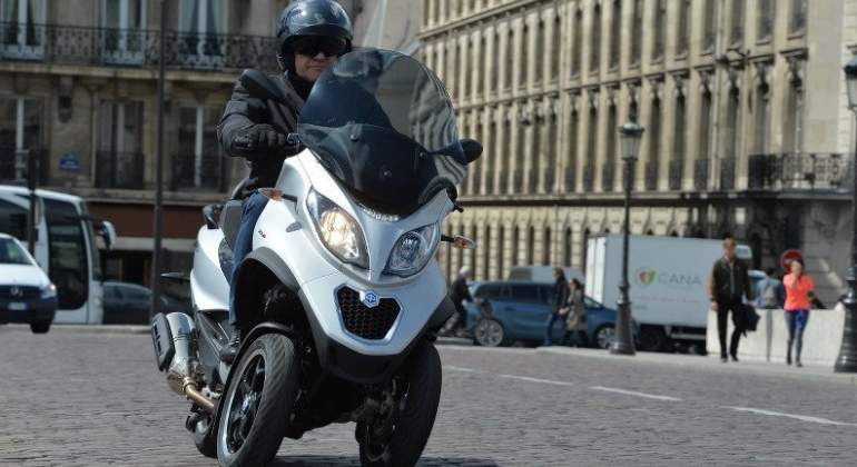 piaggio-MP3.jpg