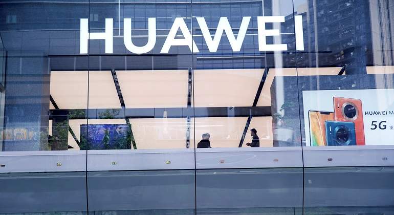 huawei-primera-tienda.jpg